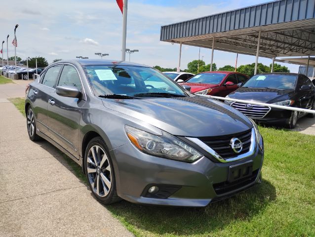 2017 Nissan Altima 2.5 SR