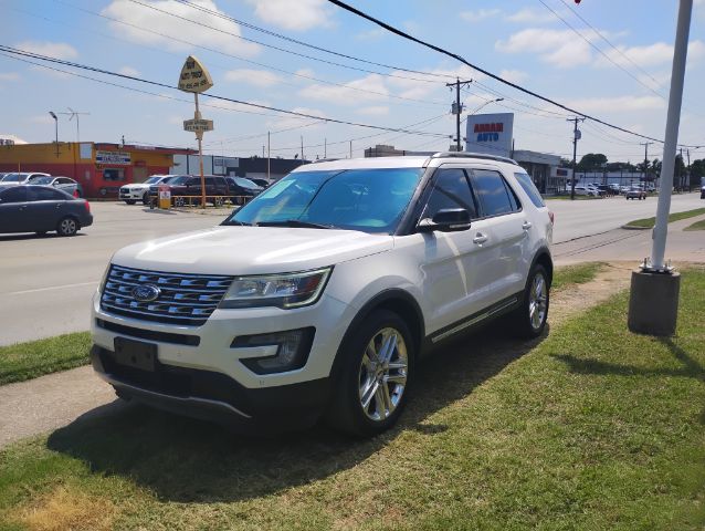 2017 Ford Explorer XLT FWD
