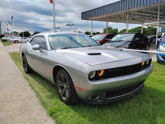 2016 Dodge Challenger SXT