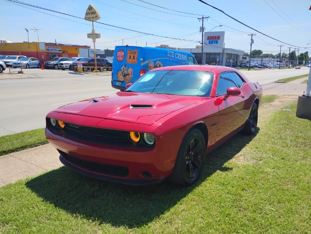 2015 Dodge Challenger SXT
