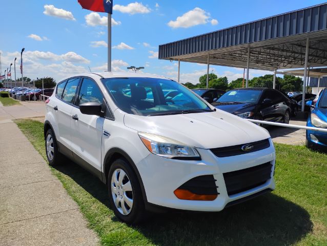 2016 Ford Escape S FWD