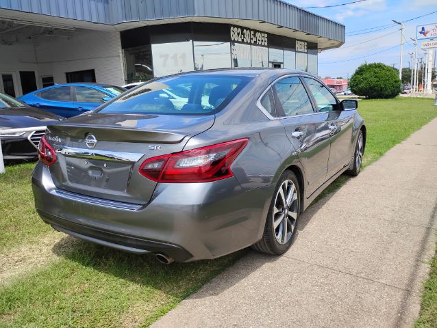 2017 Nissan Altima 2.5 SR