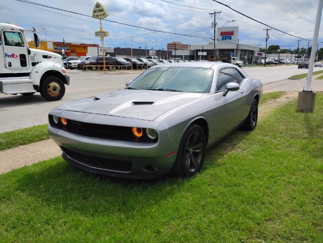 2016 Dodge Challenger SXT