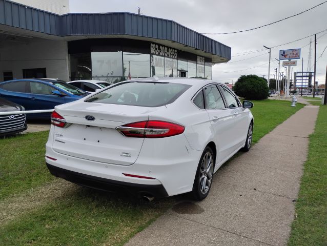 2019 Ford Fusion SEL