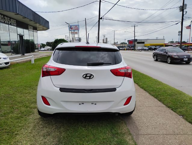 2016 Hyundai Elantra GT 4D HATCHBACK