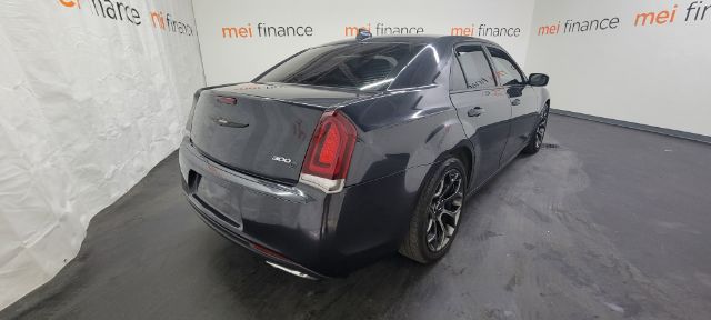 2018 Chrysler 300 S V6 RWD