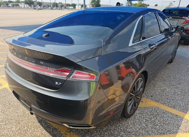 2016 Lincoln MKZ FWD V6 4D SEDAN