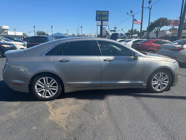 2016 Lincoln MKZ FWD