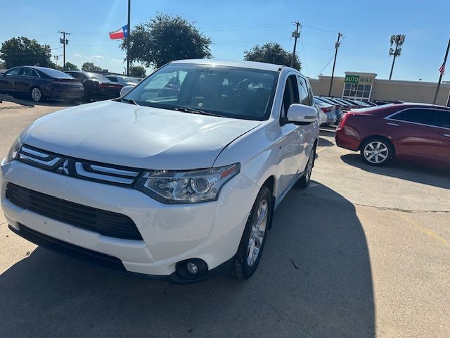 2014 Mitsubishi Outlander GT