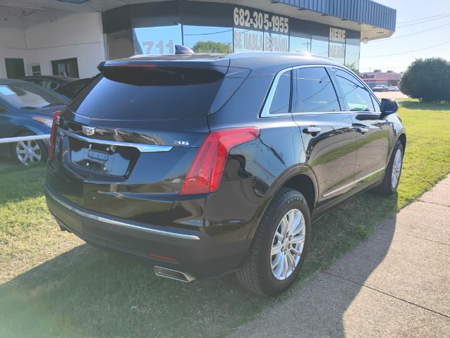 2017 Cadillac XT5 Standard