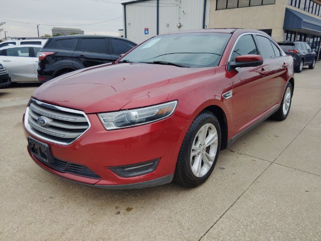 2018 Ford Taurus SEL