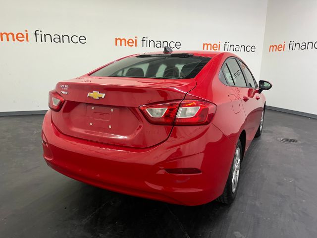 2017 Chevrolet Cruze LS Auto