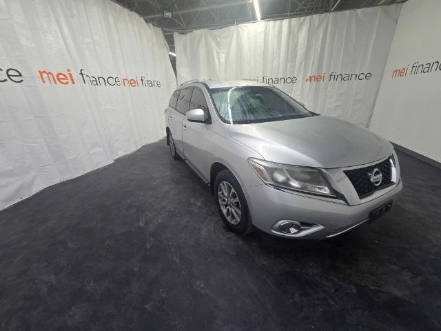 2016 Nissan Pathfinder SV 4WD