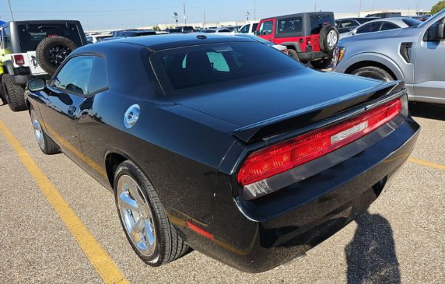 2013 Dodge Challenger SXT
