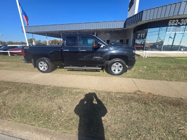 2017 Chevrolet Silverado 1500 1LT | 2LT