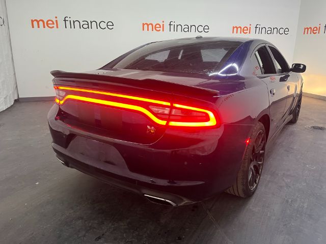 2017 Dodge Charger SE RWD