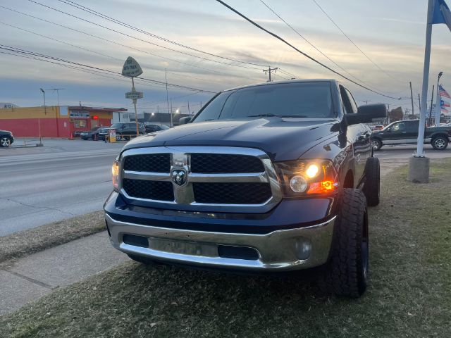 2019 RAM 1500 Classic Tradesman Crew Cab SWB 4WD