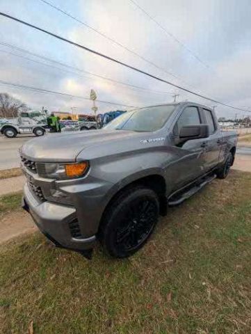 2020 Chevrolet Silverado 1500 4WD Double Cab Standard Bed Custom