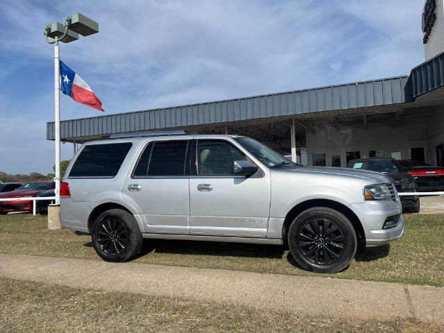 2016 Lincoln Navigator Select 2WD