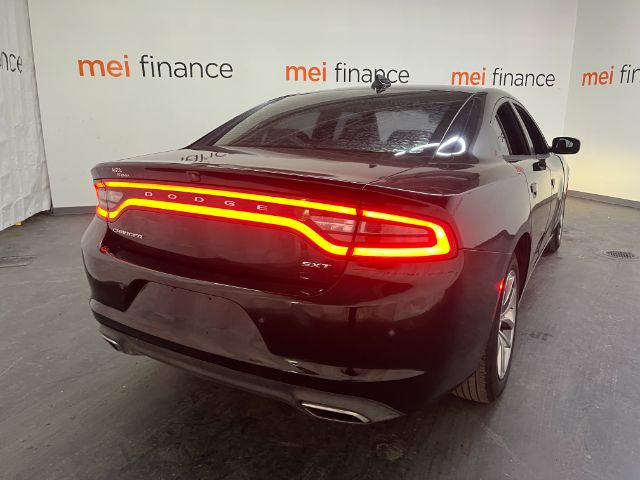 2015 Dodge Charger SXT