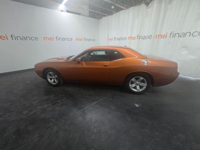 2011 Dodge Challenger SE