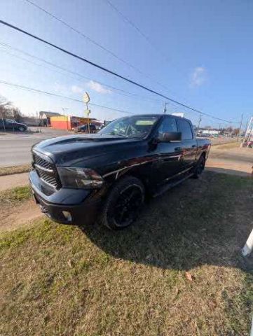2021 RAM 1500 CLASSIC Crew Cab 4WD