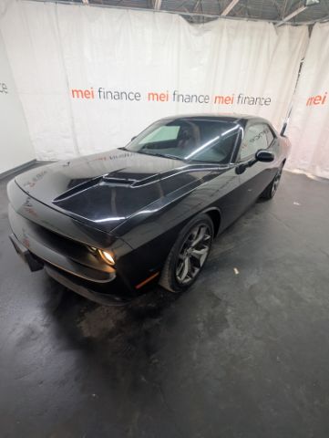 2016 Dodge Challenger SXT Plus