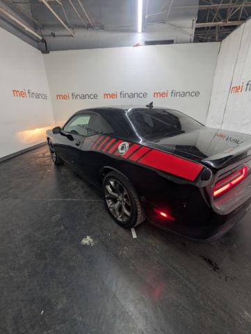2016 Dodge Challenger SXT Plus