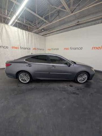 2013 Lexus ES 350 4D SEDAN