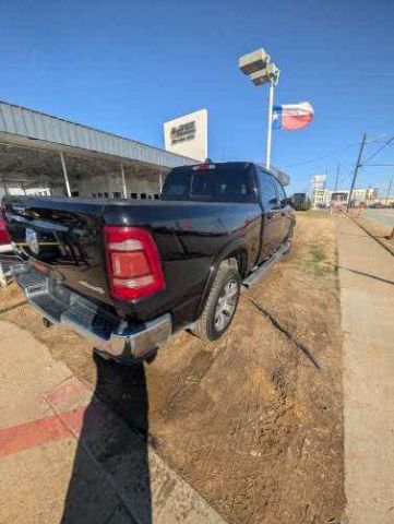 2019 RAM 1500 Laramie Crew Cab LWB 4WD