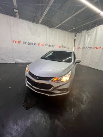 2018 Chevrolet Cruze LS Auto