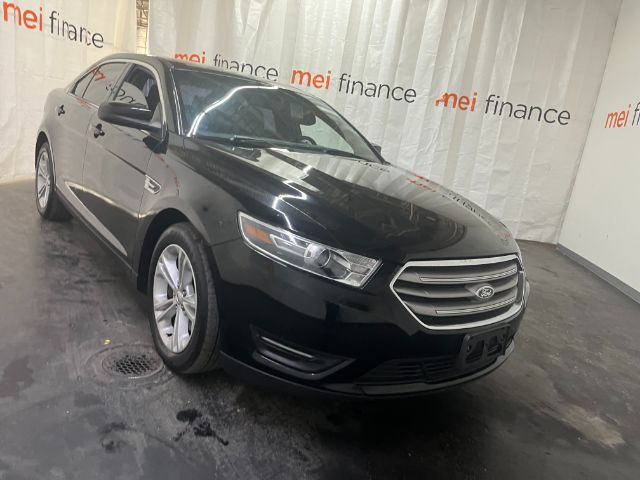 2016 Ford Taurus SEL