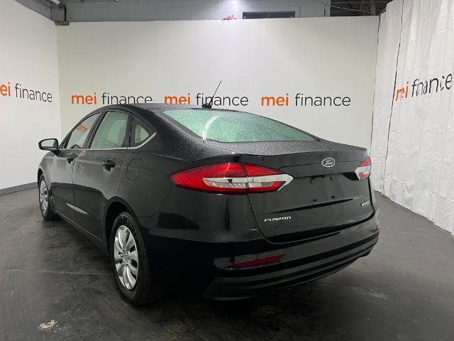 2019 Ford Fusion S