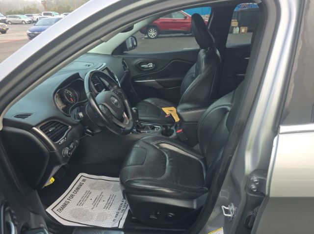 2019 Jeep Cherokee Limited FWD