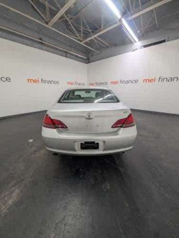 2008 Toyota Avalon XLS