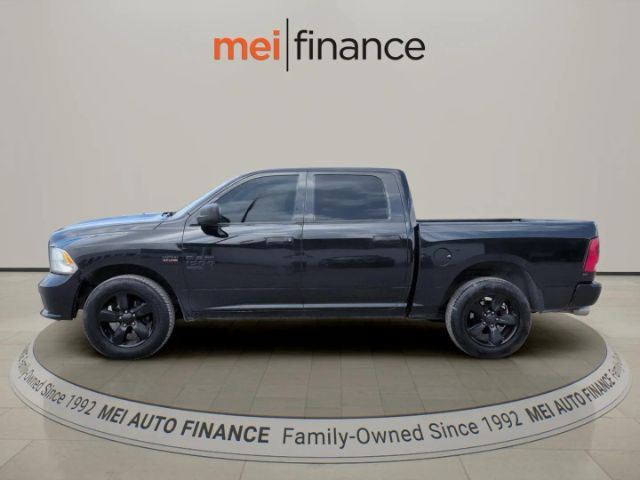 2019 RAM 1500 Classic Classic Express Crew