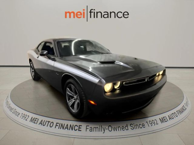 2015 Dodge Challenger SXT