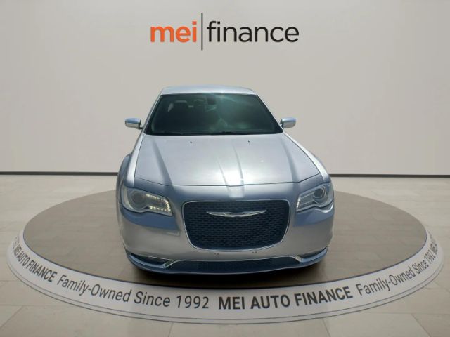 2018 Chrysler 300 Limited