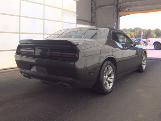 2017 Dodge Challenger SXT