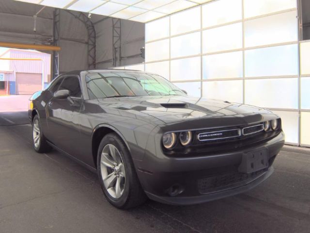 2017 Dodge Challenger SXT