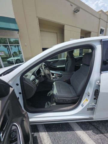 2017 Chevrolet Malibu 1LT