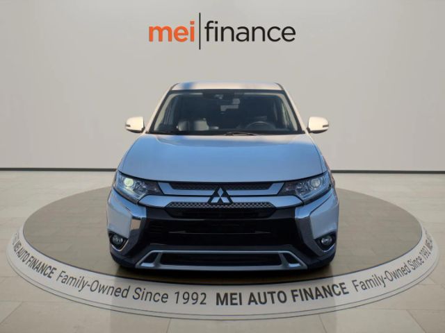 2020 Mitsubishi Outlander 4WD 4C 4D SUV SE