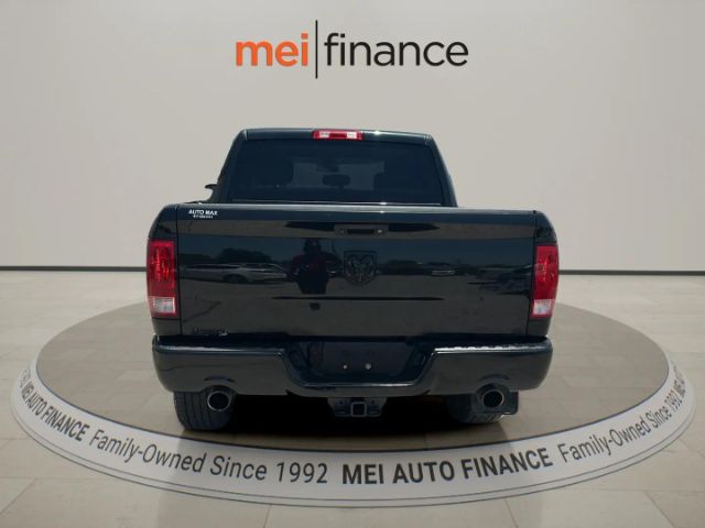 2017 RAM 1500 EXPRESS Crew Cab 4WD