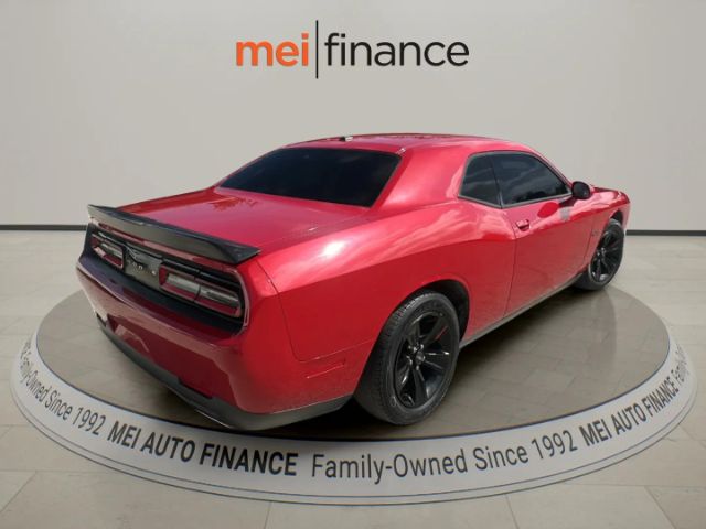 2015 Dodge Challenger SXT