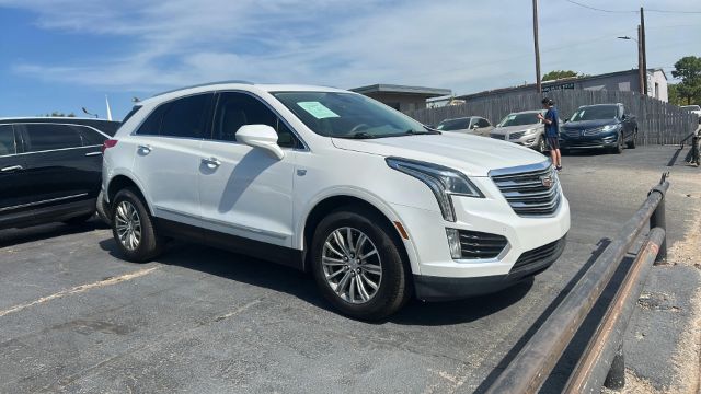 2018 Cadillac XT5 Luxury