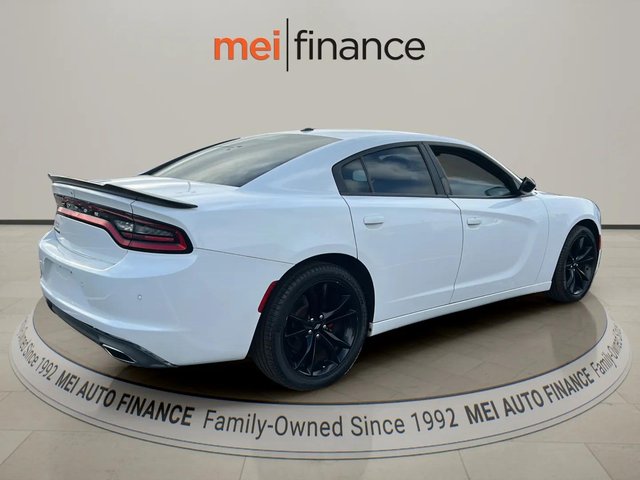 2018 Dodge Charger SXT RWD