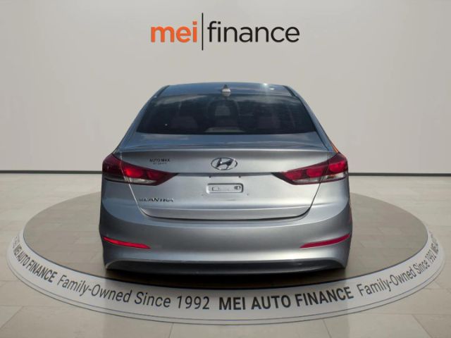 2017 Hyundai Elantra SE 6AT