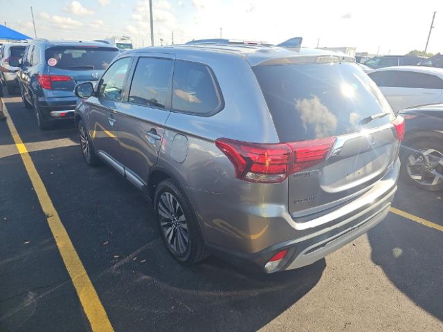 2019 Mitsubishi Outlander SE