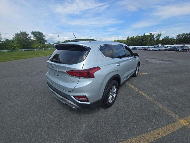 2020 Hyundai Santa Fe SE