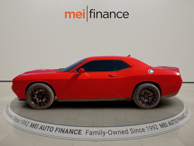 2016 Dodge Challenger SXT Plus